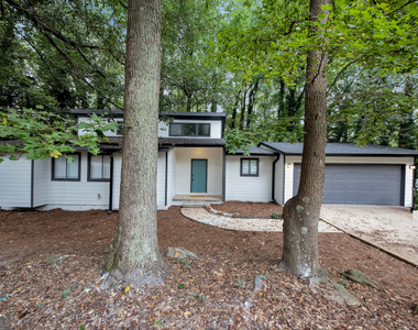 85 Wilhelmina Drive - Photo Thumbnail 2
