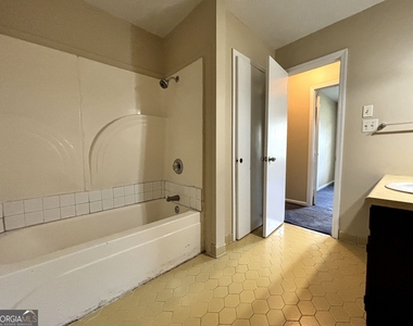 405 Elder Road - Photo Thumbnail 3