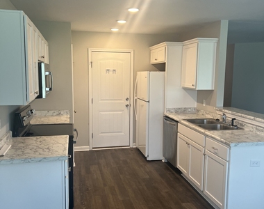 216 Evans Terrace - Photo Thumbnail 4