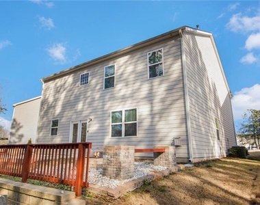 1083 Shadow Glen Drive - Photo Thumbnail 24