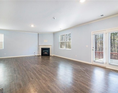 1083 Shadow Glen Drive - Photo Thumbnail 4