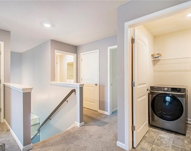 1083 Shadow Glen Drive - Photo Thumbnail 20
