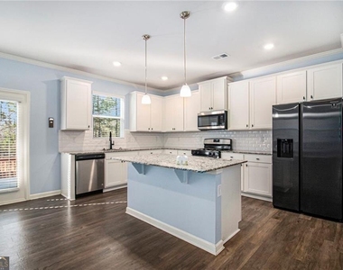 1083 Shadow Glen Drive - Photo Thumbnail 6
