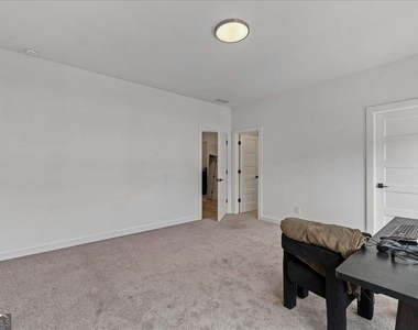 1077 Glen Opal Drive - Photo Thumbnail 25