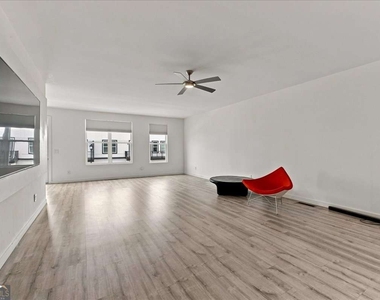 1077 Glen Opal Drive - Photo Thumbnail 15