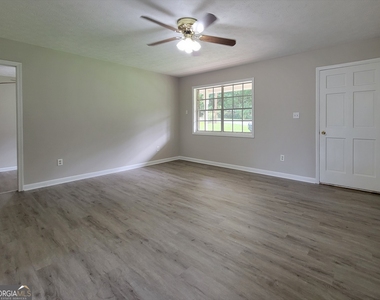 858 Pine Shadow Lane - Photo Thumbnail 2