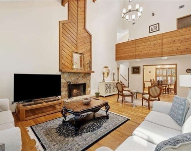 3655 Winters Hill Drive - Photo Thumbnail 3