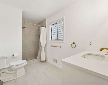 3655 Winters Hill Drive - Photo Thumbnail 10