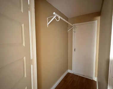 599 Gordon Street - Photo Thumbnail 20