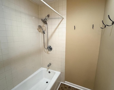 599 Gordon Street - Photo Thumbnail 17