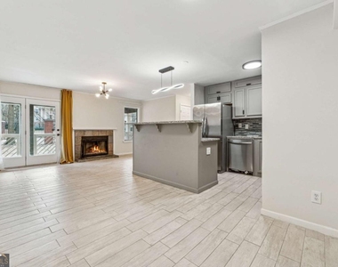 434 Mcgill Place Ne - Photo Thumbnail 15