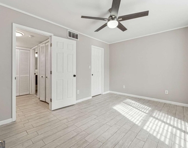 434 Mcgill Place Ne - Photo Thumbnail 23