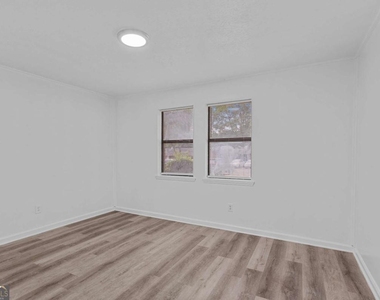117 Tanglewood Drive - Photo Thumbnail 10