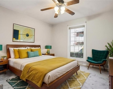 6851 Roswell Road - Photo Thumbnail 2