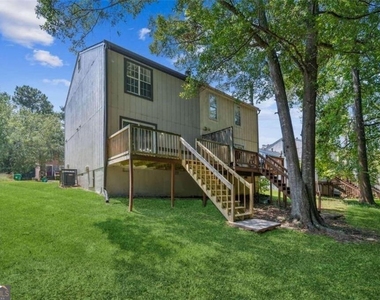 6458 Bedford Lane - Photo Thumbnail 18