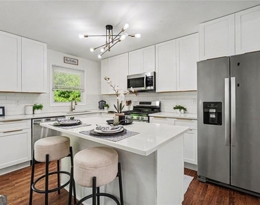 2637 Casher Drive - Photo Thumbnail 7