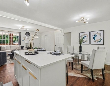 2637 Casher Drive - Photo Thumbnail 6