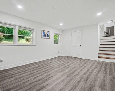 2637 Casher Drive - Photo Thumbnail 17