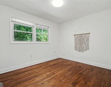 2637 Casher Drive - Photo Thumbnail 15