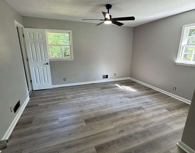 999 Braselton Highway - Photo Thumbnail 7