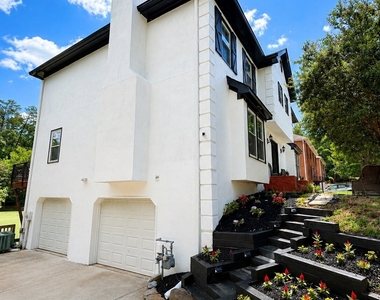 8945 Carroll Manor Drive - Photo Thumbnail 36