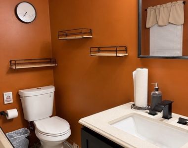 8945 Carroll Manor Drive - Photo Thumbnail 23