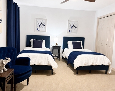 8945 Carroll Manor Drive - Photo Thumbnail 28
