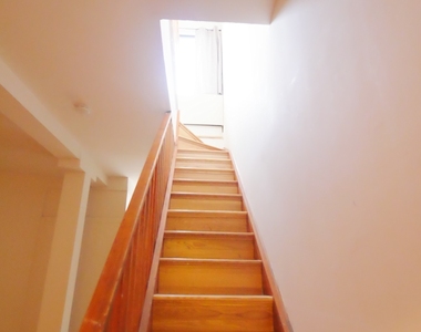 427 East 76th Street - Photo Thumbnail 7