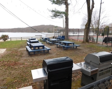 23 Cabot Ln - Photo Thumbnail 38
