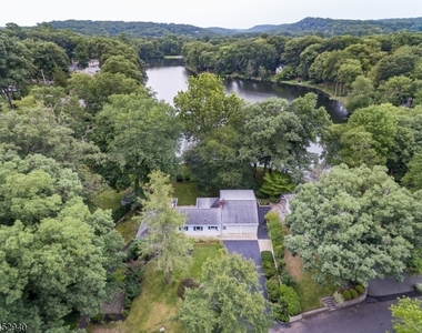 23 Cabot Ln - Photo Thumbnail 1