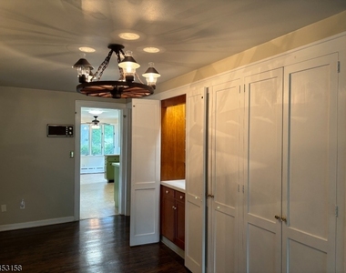 22 Cooks Cross Rd - Photo Thumbnail 6