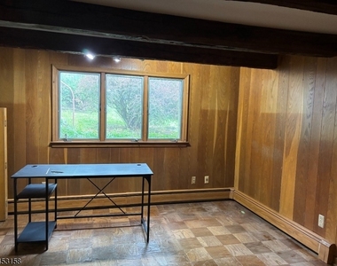22 Cooks Cross Rd - Photo Thumbnail 14