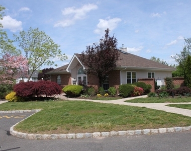 57 Lindsey Ct - Photo Thumbnail 25