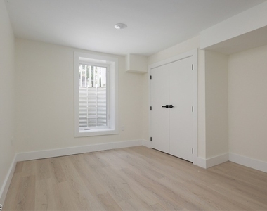 941 South Ave - Photo Thumbnail 5