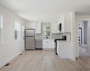 941 South Ave - Photo Thumbnail 8