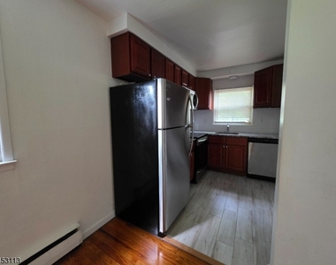 87 Elm Rd - Photo Thumbnail 5