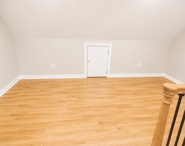 528 Cumberland St - Photo Thumbnail 21