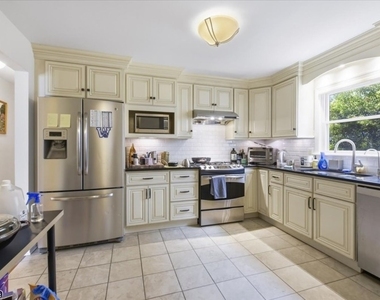 40 Ocean St - Photo Thumbnail 4
