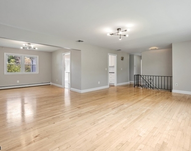 2 Stiles Ln - Photo Thumbnail 17