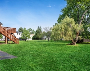 2 Stiles Ln - Photo Thumbnail 33