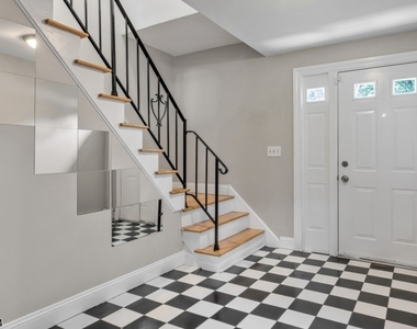 2 Stiles Ln - Photo Thumbnail 1