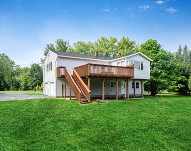 2 Stiles Ln - Photo Thumbnail 32