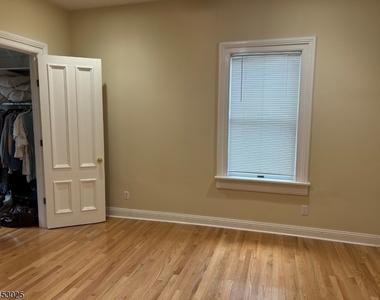 19 Western Ave - Photo Thumbnail 7