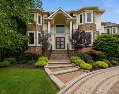 14 Michele Lane - Photo Thumbnail 2