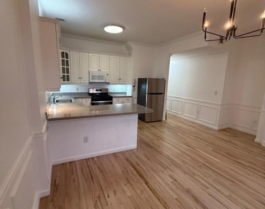 13 North Union Avenue - Photo Thumbnail 8