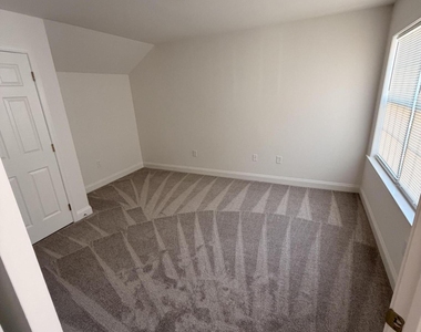 149 Birch Avenue - Photo Thumbnail 15
