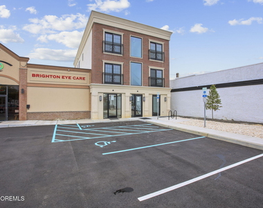 112 Brighton Avenue - Photo Thumbnail 24