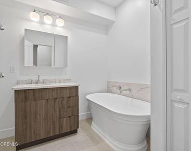 112 Brighton Avenue - Photo Thumbnail 9