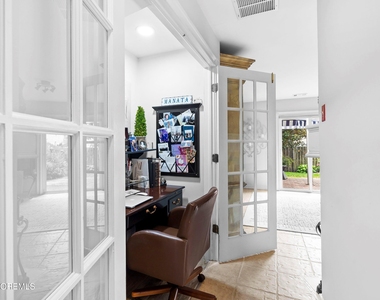 12 Vista Shores Drive - Photo Thumbnail 5
