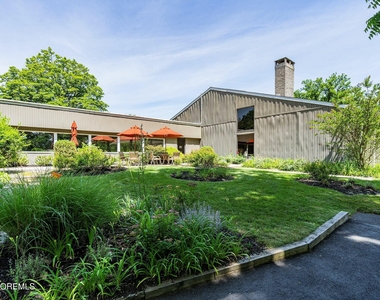 43 Eastport Court - Photo Thumbnail 28
